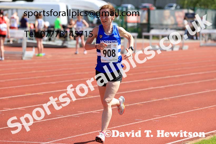 Womens Seniors and Under-20s  5000 metres, 2024 North Eastern Track and Field Champs., Middlesbrough.  Photo: David T. Hewitson/Sports for All Pics
